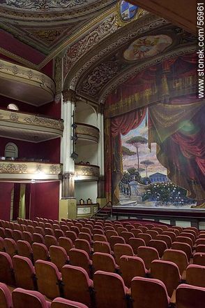 Larrañaga Theatre. Painted backdrop. - Department of Salto - URUGUAY. Photo #56961