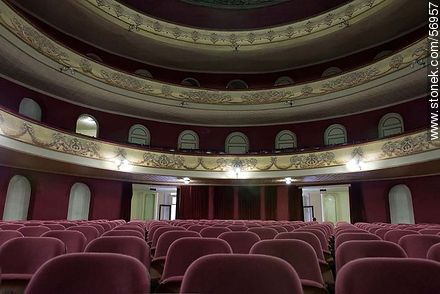 Larrañaga Theatre. The audience. - Department of Salto - URUGUAY. Photo #56957