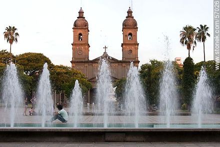 Plaza de los 33 Orientales. Church Nuestra Señora del Carmen. - Department of Salto - URUGUAY. Photo #57026