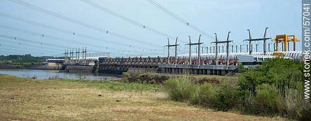 View of the dam downstream - Department of Salto - URUGUAY. Foto No. 57041
