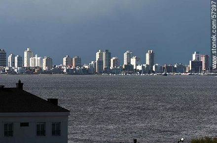 Vista de la Península desde Las Delicias - Punta del Este y balnearios cercanos - URUGUAY. Foto No. 57397
