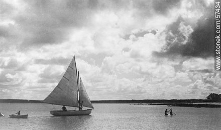 Sailboats on Piedras del Chileno - Punta del Este and its near resorts - URUGUAY. Photo #57434