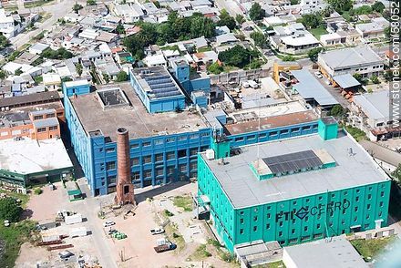 PTI, Parque Tecnológico Industrial del Cerro desde el aire - Departamento de Montevideo - URUGUAY. Foto No. 58052