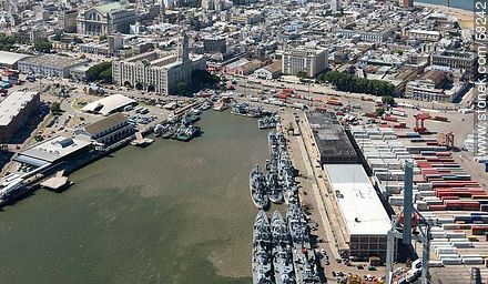 Vista aérea de la playa de contenedores. Buques de la Armada. Terminal de pasajeros. - Departamento de Montevideo - URUGUAY. Foto No. 58242