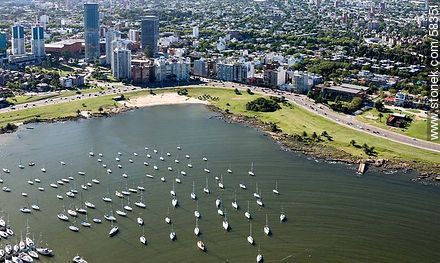 Aerial view of Puertito del Buceo, WTC towers - Department of Montevideo - URUGUAY. Foto No. 58351