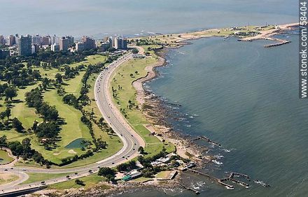 Vista aérea de la Rambla Wilson, Club de Golf - Departamento de Montevideo - URUGUAY. Foto No. 58404