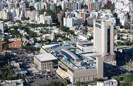 Aerial view of Punta Carretas Shopping and the hotel Sheraton - Department of Montevideo - URUGUAY. Photo #58388