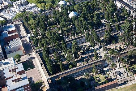 Aerial view of Central Cemetery - Department of Montevideo - URUGUAY. Foto No. 58470