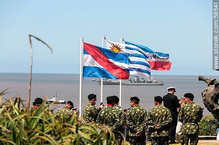 Día de la Armada en  su plaza de Punta Gorda. - Departamento de Montevideo - URUGUAY. Foto No. 58641