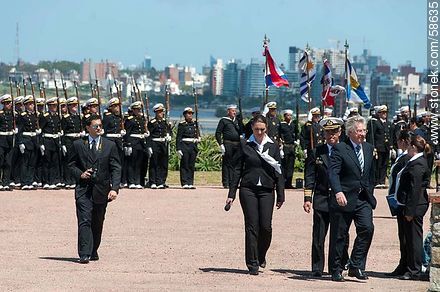 Día de la Armada en  su plaza de Punta Gorda. Vicepresidente Danilo Astori - Departamento de Montevideo - URUGUAY. Foto No. 58635