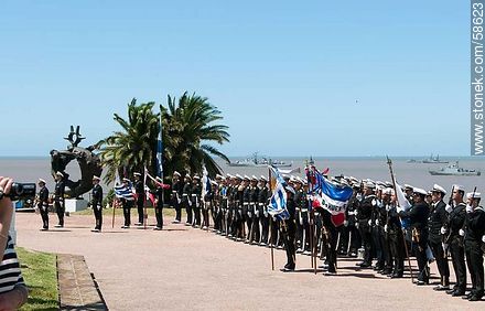 Día de la Armada (Navy Day) in its plaza in Punta Gorda. Forces of Navy in formation. - Department of Montevideo - URUGUAY. Foto No. 58623