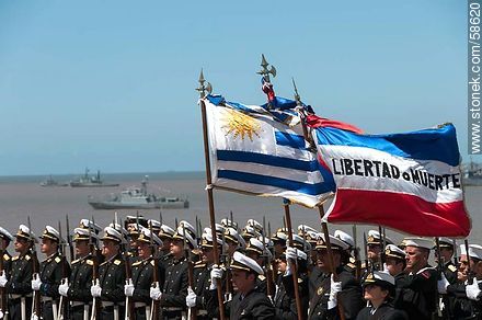 Día de la Armada (Navy Day) in its plaza in Punta Gorda. Forces of Navy in formation. - Department of Montevideo - URUGUAY. Foto No. 58620