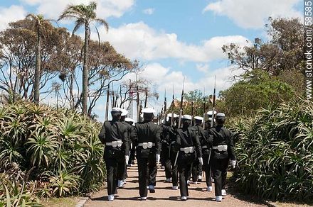 Día de la Armada (Navy Day) in its plaza in Punta Gorda. Parade of Navy cadets - Department of Montevideo - URUGUAY. Foto No. 58585