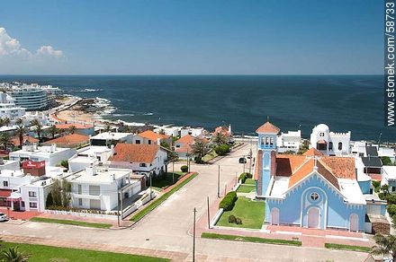 From the lighthouse of Punta del Este. Parish St. Mary of the Candelaria. Calle El Faro. - Punta del Este and its near resorts - URUGUAY. Photo #58733