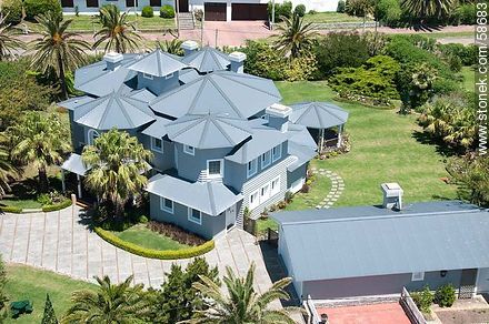 From the lighthouse of Punta del Este. Residende with ceilings like umbrellas - Punta del Este and its near resorts - URUGUAY. Foto No. 58683