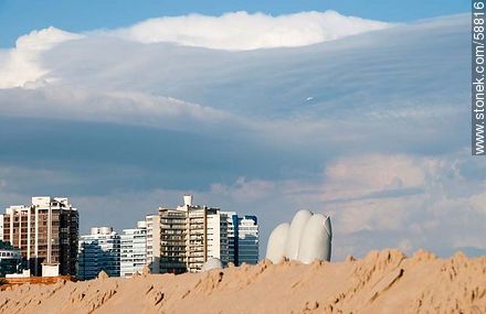 Fingers of La Mano behind a dune - Punta del Este and its near resorts - URUGUAY. Foto No. 58816