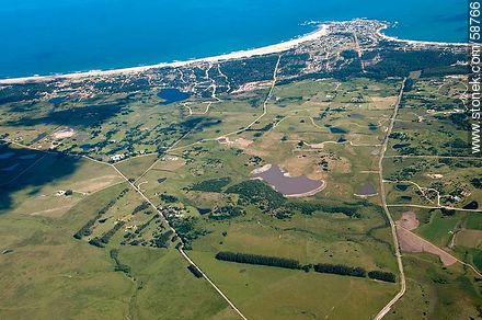 Aerial view José Ignacio spa and fields nearby - Punta del Este and its near resorts - URUGUAY. Foto No. 58766