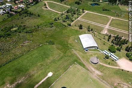Vista aérea del campo deportivo del Liceo Francés - Departamento de Canelones - URUGUAY. Foto No. 58919