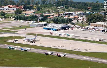 Aerial view of Pluna and American Airlines airplanes  (Nov 2012) - Department of Canelones - URUGUAY. Foto No. 58893