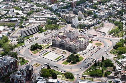Vista aérea del Palacio Legislativo - Departamento de Montevideo - URUGUAY. Foto No. 58935