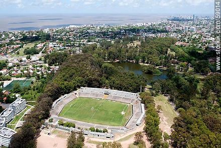 Vista aérea del estadio Charrúa en el Parque Rivera sobre la Avenida Bolivia - Departamento de Montevideo - URUGUAY. Foto No. 59014