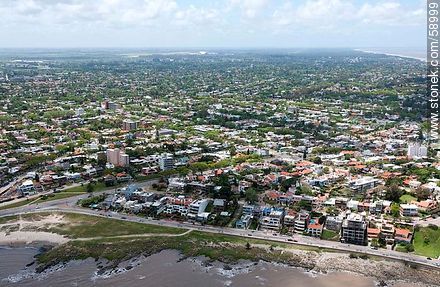 Vista aérea de Punta Gorda. Rambla Rep. de México - Departamento de Montevideo - URUGUAY. Foto No. 58999