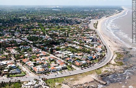 Aerial view of the promenade Republic of Mexico. Carrasco Beach - Department of Montevideo - URUGUAY. Foto No. 58984