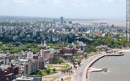 Vista aérea de la Rambla Argentina - Departamento de Montevideo - URUGUAY. Foto No. 59066