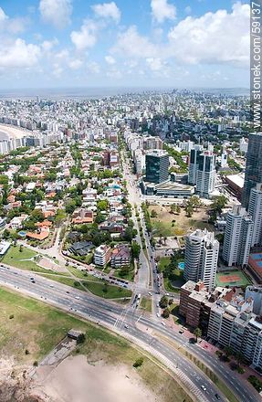 Vista aérea de la calle 26 de Marzo y sus torres adyacentes - Departamento de Montevideo - URUGUAY. Foto No. 59137