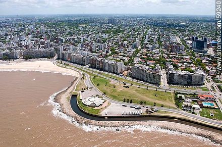 Vista aérea de la rambla Rep. del Perú - Departamento de Montevideo - URUGUAY. Foto No. 59240