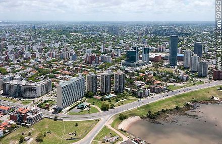 Vista aérea de la rambla Armenia - Departamento de Montevideo - URUGUAY. Foto No. 59225