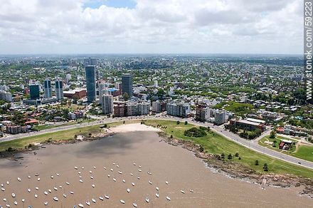 Vista aérea de la rambla Armenia - Departamento de Montevideo - URUGUAY. Foto No. 59223