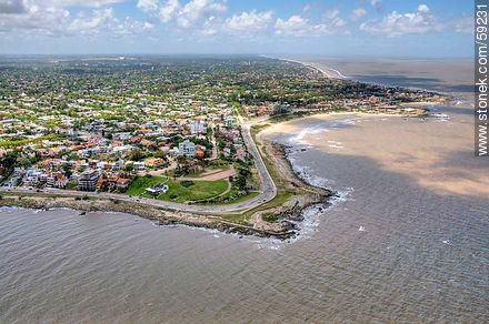 Vista aérea de Punta Gorda. Plaza Virgilio - Departamento de Montevideo - URUGUAY. Foto No. 59231