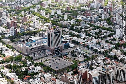 Aerial view of Hotel Sheraton and Punta Carretas Shopping - Department of Montevideo - URUGUAY. Foto No. 59278