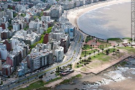Vista aérea de Trouville, rambla Gandhi y la calle Francisco Vidal - Departamento de Montevideo - URUGUAY. Foto No. 59332