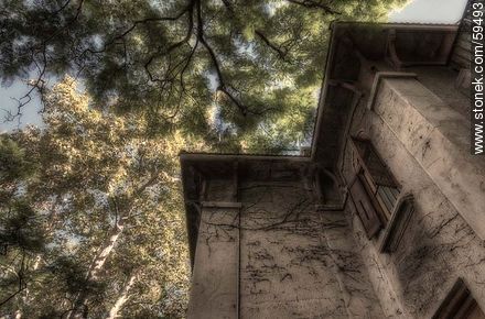 Diego Lamas entre G. Pereira y Manuel Haedo (2012) - Departamento de Montevideo - URUGUAY. Foto No. 59493