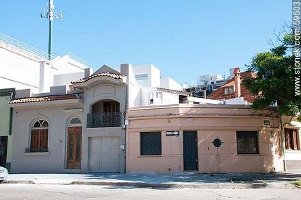 Bartolito Mitre street between Guayaquí and Masini streets - Department of Montevideo - URUGUAY. Photo #59503