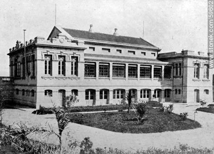 Charity Hospital in the City of Minas, 1910 -  - URUGUAY. Foto No. 59602