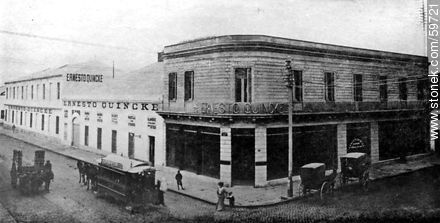 Comercios de Ernesto Quincke. - Departamento de Montevideo - URUGUAY. Foto No. 59721