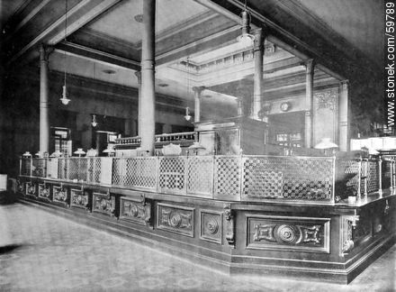 Inside the Banco de la República, 1910 - Department of Montevideo - URUGUAY. Foto No. 59789