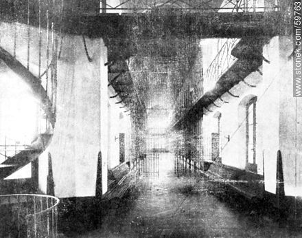Interior de la nueva Penitenciaría, 1910 - Departamento de Montevideo - URUGUAY. Foto No. 59763