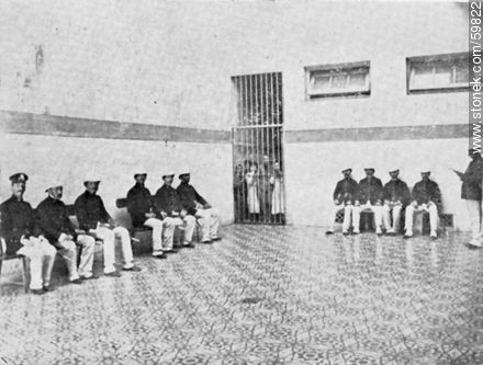 Capital Police. Inside a Police Station. 1909 - Department of Montevideo - URUGUAY. Foto No. 59822