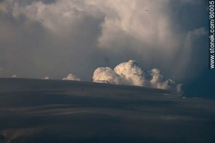 Storm clouds forming - Punta del Este and its near resorts - URUGUAY. Foto No. 60005