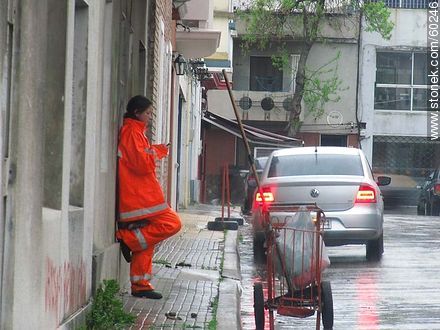 Street sweeper after complete the task - Department of Montevideo - URUGUAY. Photo #60246