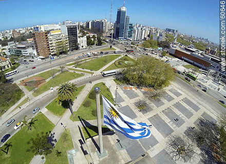 Uruguayan Flag from high in Tres Cruces - Department of Montevideo - URUGUAY. Foto No. 60646