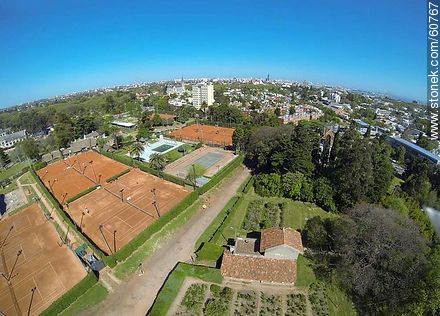 Canchas del Círculo de Tenis. Senda Juan M. Bonifaz - Departamento de Montevideo - URUGUAY. Foto No. 60767