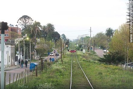 Vía de trenes entre Montevideo y Las Piedras -  - URUGUAY. Foto No. 60826