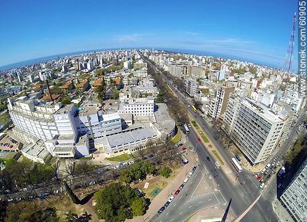 Foto aérea del Hospital de niños Pereira Rossell - Departamento de Montevideo - URUGUAY. Foto No. 60905