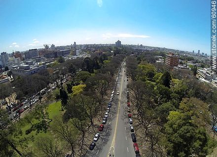 Foto aérea de la avenida Dr. Luis Morquio - Departamento de Montevideo - URUGUAY. Foto No. 60946