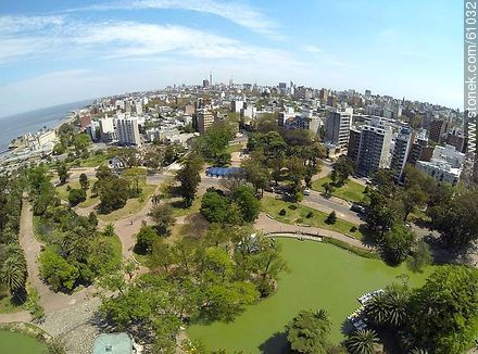 Vista aérea del Parque Rodó - Departamento de Montevideo - URUGUAY. Foto No. 61032
